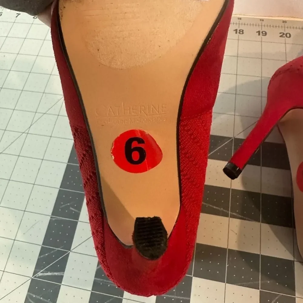Catherine Malandrino red pump‎ heel ankle boots great for the holidays size 6 - Picture 7 of 9